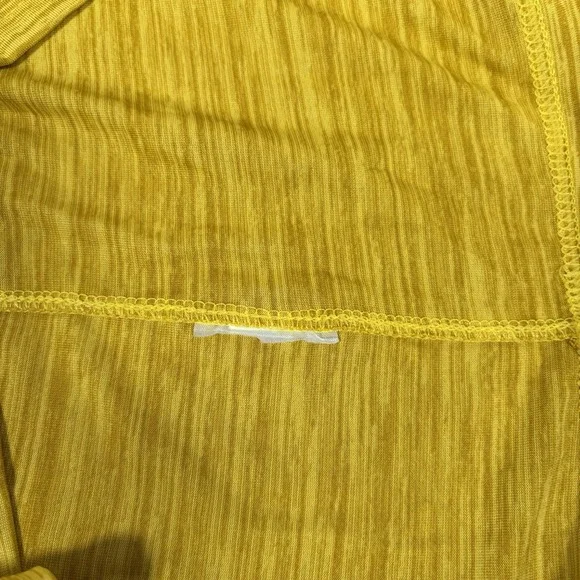 Nike Jordan Michigan‎ Wolverines T Shirt Mens M Yellow Dri Fit Performance Logo - Picture 5 of 7